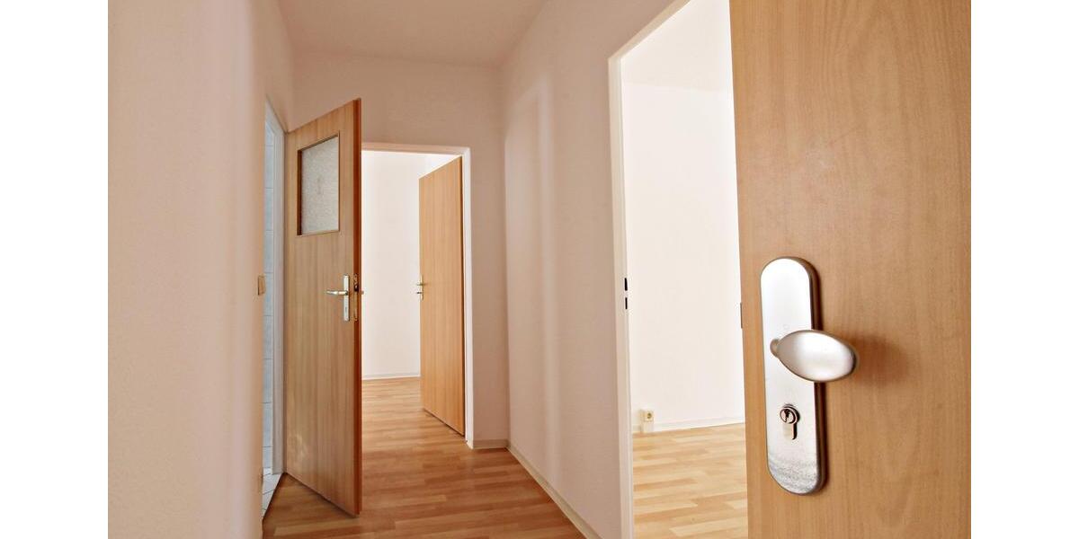 Etagenwohnung Flöha - 3 Zimmer, 58 m&sup2;, 355&euro; | Angebot:13348222