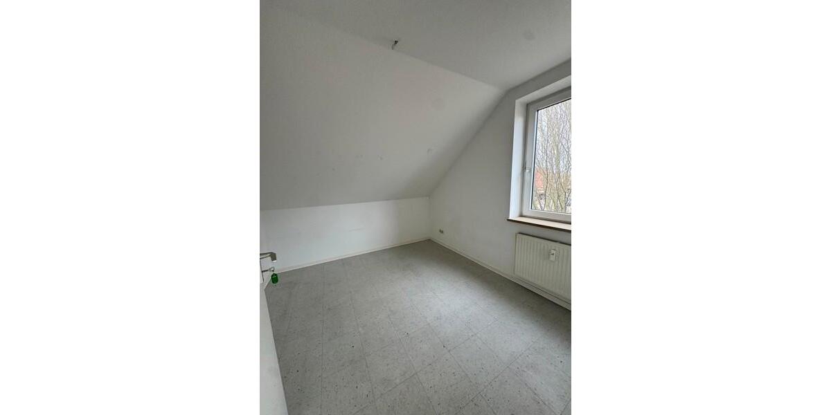 Dachgeschoßwohnung Reinbek - 1.5 Zimmer, 46 m&sup2;, 344&euro; | Angebot:25366233