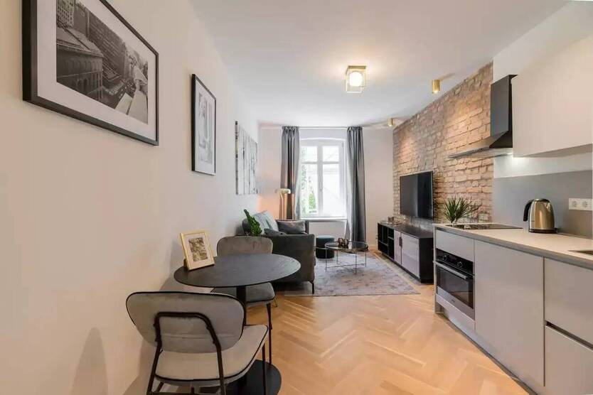 Möblierte Wohnung mit hochwertigsten Möbeln 3 zimmer