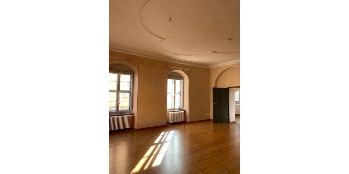 Erdgeschoßwohnung Mühlberg/Elbe Elbe - 2 Zimmer, 93 m&sup2;, 354&euro; | Angebot:23619869