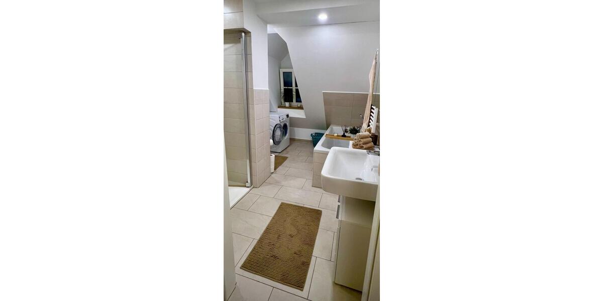 Dachgeschoßwohnung Meißen - 3 Zimmer, 84 m&sup2;, 735&euro; | Angebot:24816092