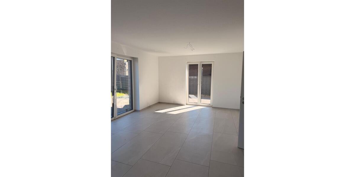 Doppelhaushälfte Sulingen - 4 Zimmer, 127 m&sup2;, 1.300&euro; | Angebot:26417059