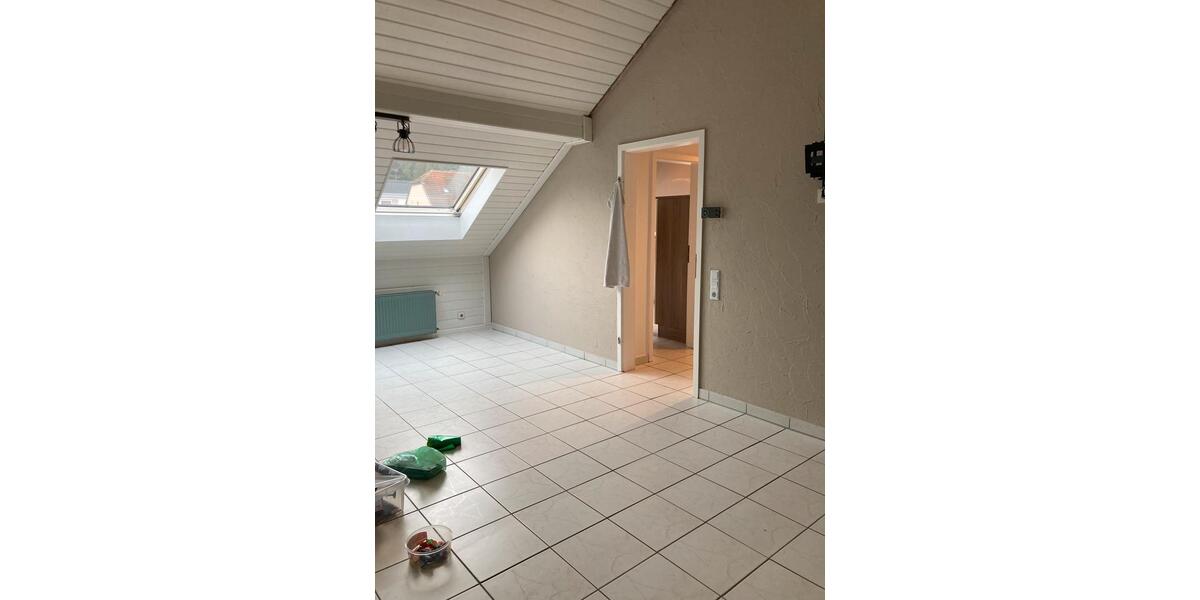 Dachgeschoßwohnung Merzig - 2 Zimmer, 66 m&sup2;, 600&euro; | Angebot:24637807