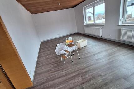 Wohnung Eging am See - 4 Zimmer, 120 m&sup2;, 840&euro; | Angebot:25546052