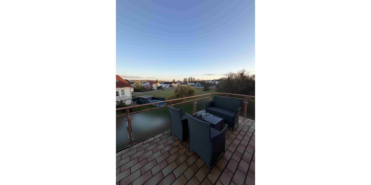 Dachgeschoßwohnung Walldürn - 3 Zimmer, 87 m&sup2;, 550&euro; | Angebot:26004518