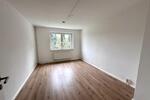 Etagenwohnung Hainichen - 2 Zimmer, 49 m&sup2;, 270&euro; | Angebot:25838338