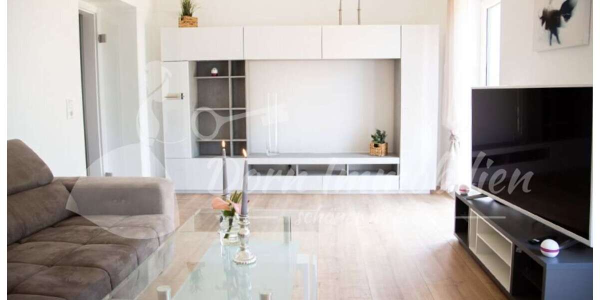 Etagenwohnung Glauchau - 2 Zimmer, 75 m&sup2;, 630&euro; | Angebot:25282264