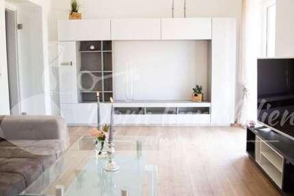 Wohnung Glauchau - 2 Zimmer, 75 m&sup2;, 630&euro; | Angebot:25282264