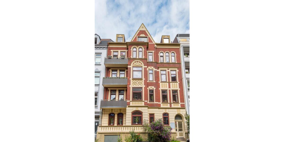 Dachgeschoßwohnung Kiel - 4 Zimmer, 127 m&sup2;, 1.590&euro; | Angebot:25831332