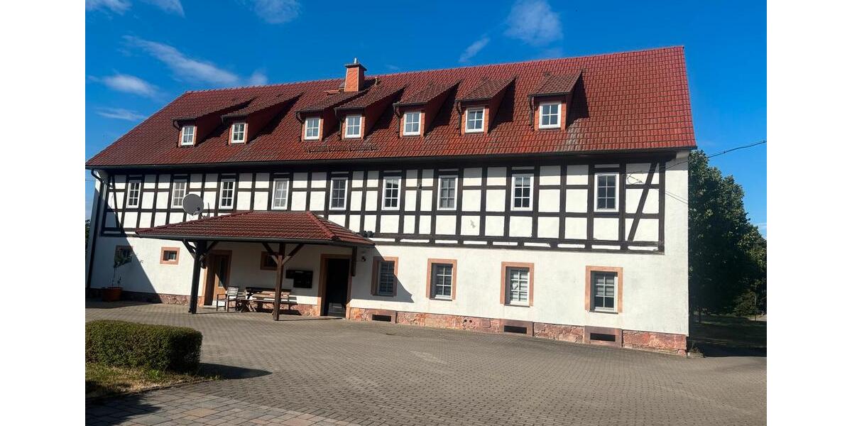 Dachgeschoßwohnung Geithain - 2 Zimmer, 60 m&sup2;, 340&euro; | Angebot:25907608