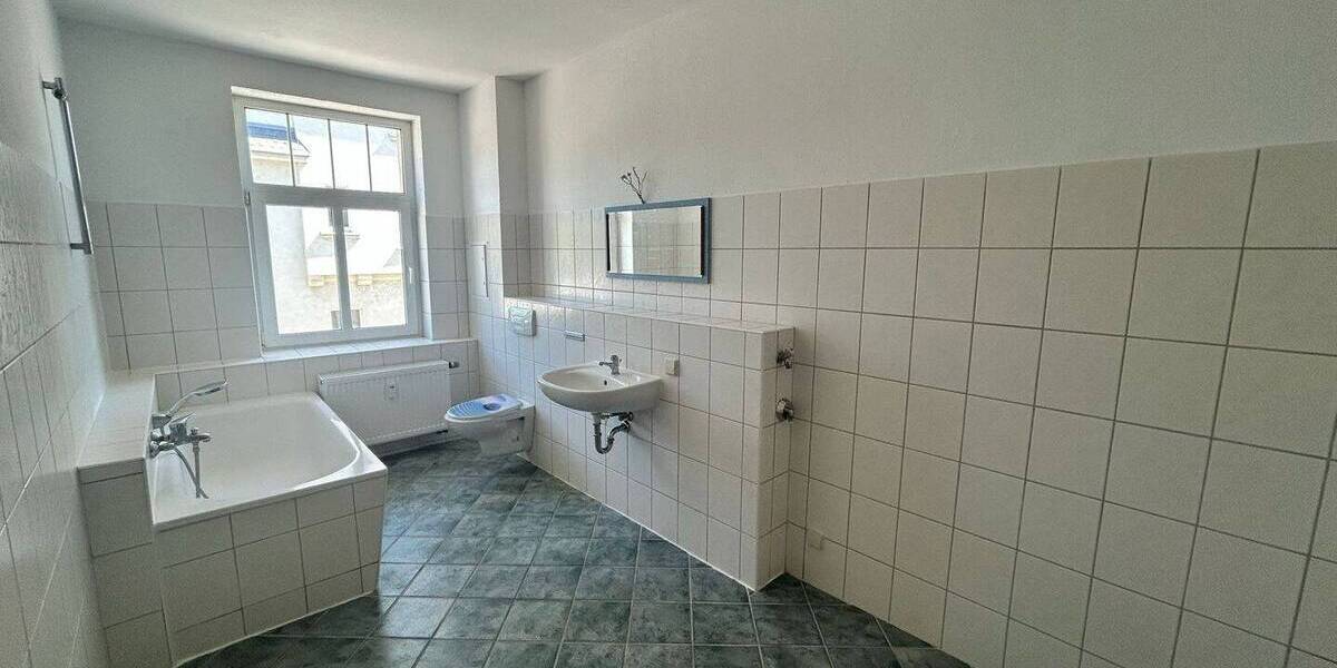 Etagenwohnung Hohenstein-Ernstthal Ernstthal - 3 Zimmer, 87 m&sup2;, 475&euro; | Angebot:26752442