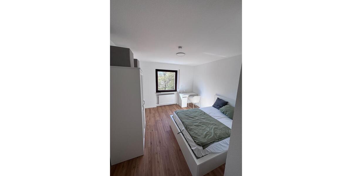 Wohnen auf Zeit Würzburg Frauenland - 4 Zimmer, 13 m&sup2;, 575&euro; | Angebot:26677055