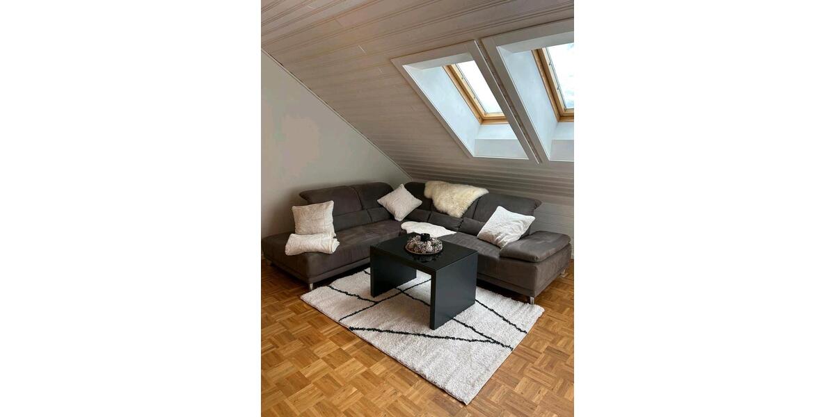 Dachgeschoßwohnung Willingen (Upland) - 2.5 Zimmer, 60 m&sup2;, 600&euro; | Angebot:25297857
