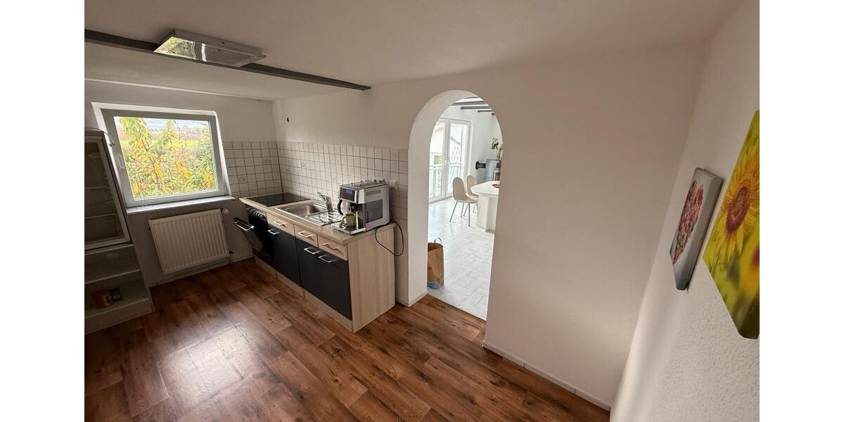 Wohnen auf Zeit Polle - 7 Zimmer, 250 m&sup2;, 140&euro; | Angebot:24767127