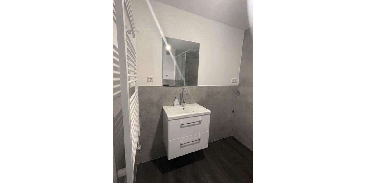 Etagenwohnung Aachen Aachen-Mitte - 2 Zimmer, 60 m&sup2;, 850&euro; | Angebot:27032240