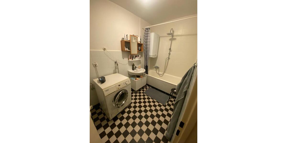 Wohnen auf Zeit Oldenburg Eversten - 20 Zimmer, 79 m&sup2;, 459&euro; | Angebot:25639508