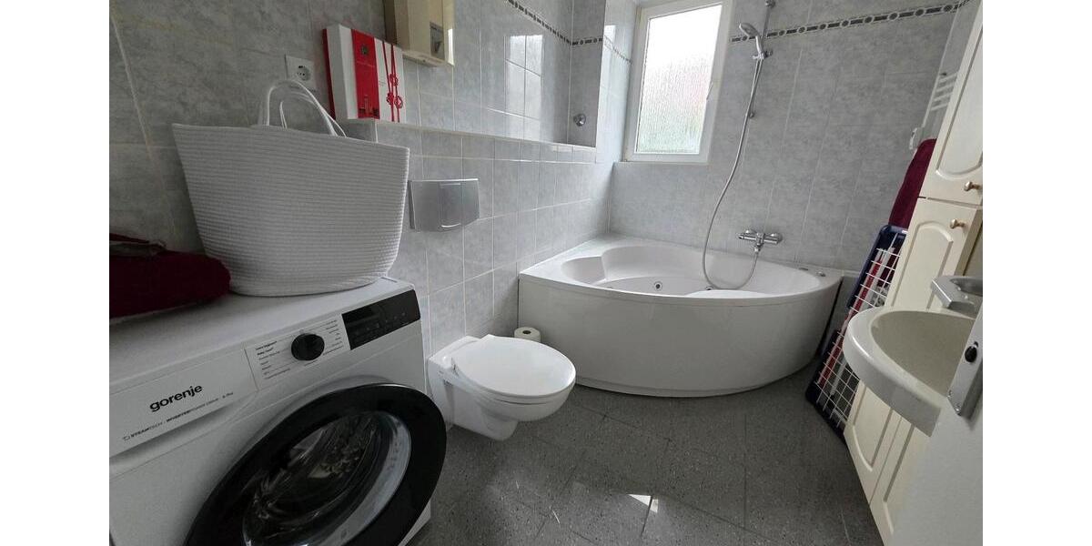 Etagenwohnung Berlin Spandau - 2 Zimmer, 60 m&sup2;, 1.000&euro; | Angebot:26702196