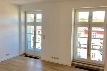 Wohnung Schwerin Feldstadt - 4 Zimmer, 92 m&sup2;, 1.140&euro; | Angebot:26180011