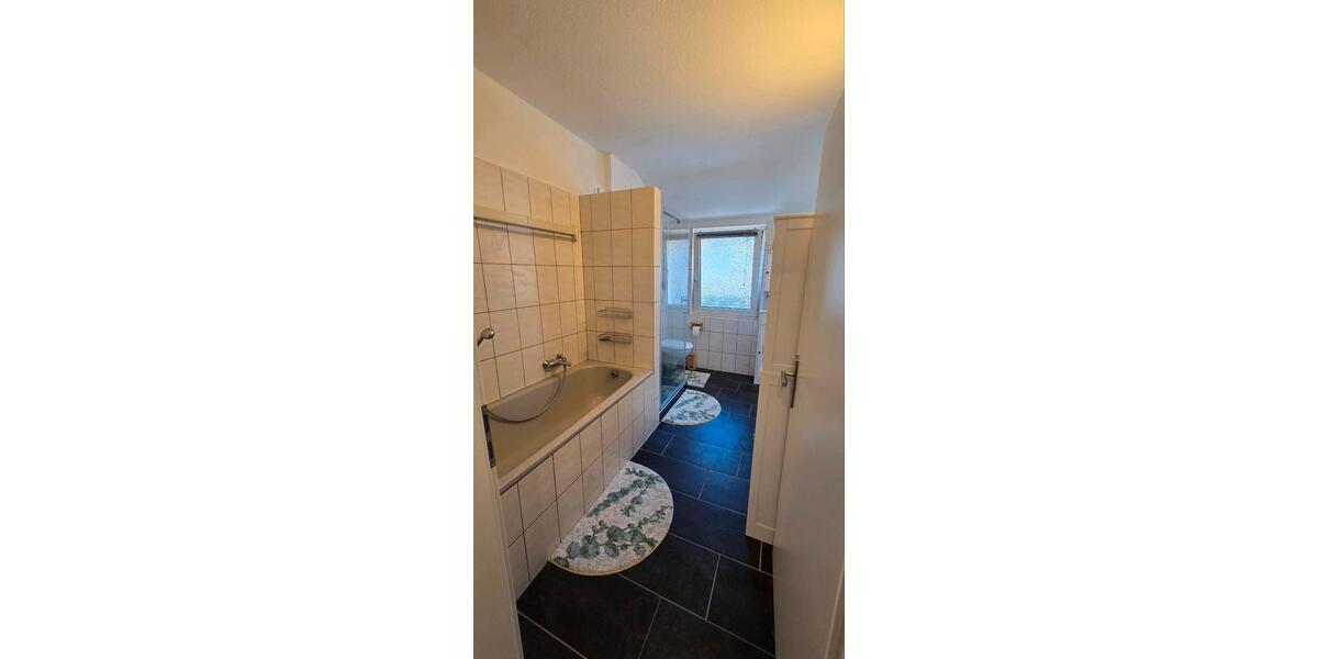 Etagenwohnung Geestland - 5 Zimmer, 116 m&sup2;, 1.200&euro; | Angebot:26415980