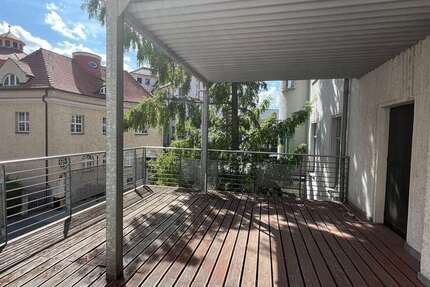 Wohnung Halle (Saale) - 5 Zimmer, 195 m&sup2;, 1.800&euro; | Angebot:27301139