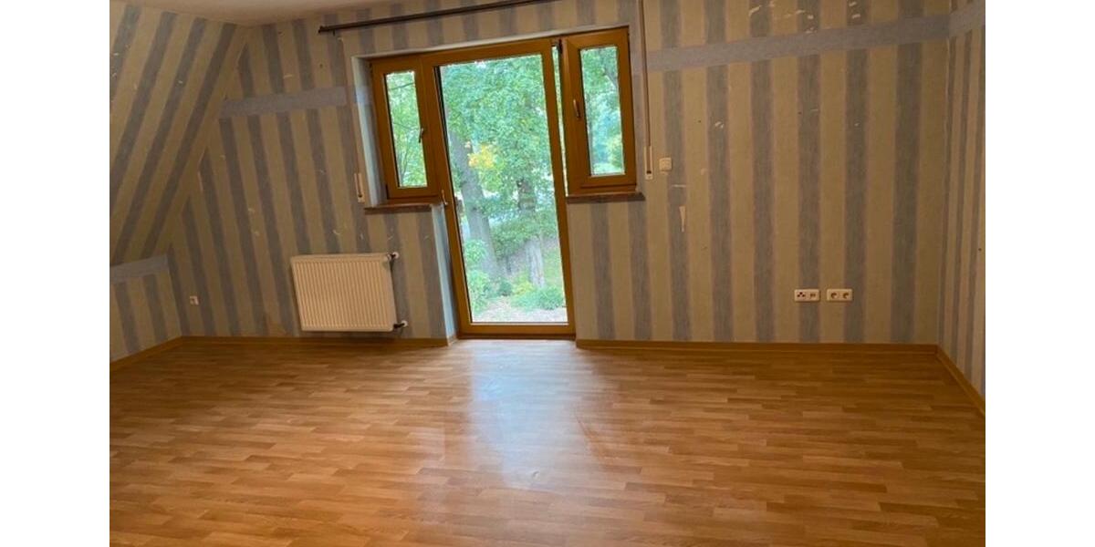Dachgeschoßwohnung Meppen - 5 Zimmer, 160 m&sup2;, 1.450&euro; | Angebot:25302991