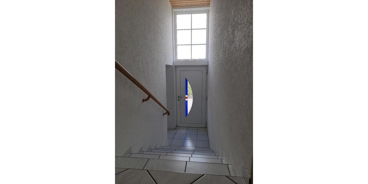 Dachgeschoßwohnung Bad Königshofen im Grabfeld - 6 Zimmer, 124 m&sup2;, 900&euro; | Angebot:26199518
