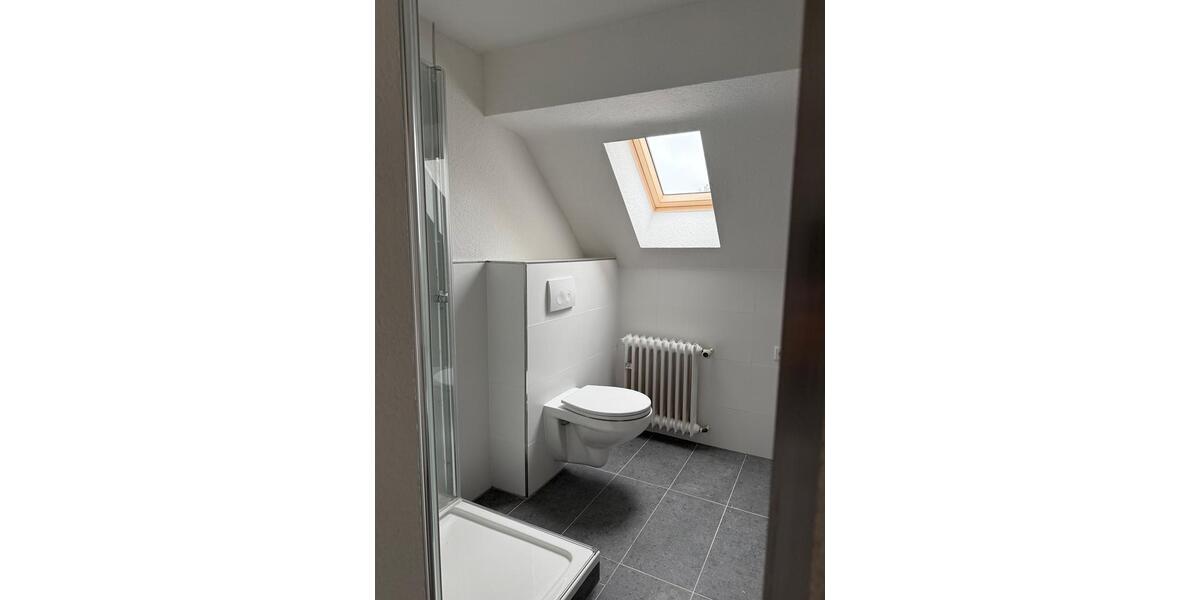 Dachgeschoßwohnung Osterode am Harz - 2 Zimmer, 70 m&sup2;, 445&euro; | Angebot:24445057