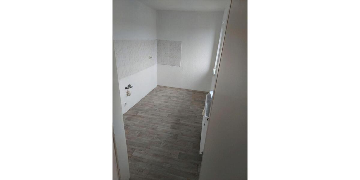 Dachgeschoßwohnung Reichenbach im Vogtland Obermylau - 5 Zimmer, 98 m&sup2;, 680&euro; | Angebot:26652956