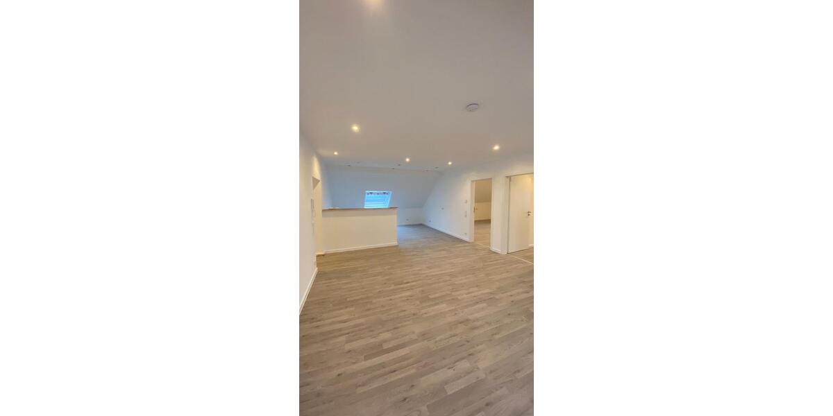 Dachgeschoßwohnung Heusweiler - 3 Zimmer, 88 m&sup2;, 880&euro; | Angebot:24338974