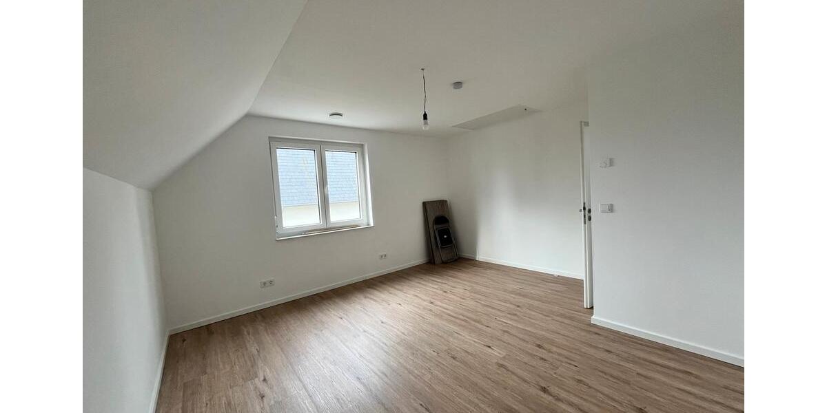 Einfamilienhaus Berlin Marzahn-Hellersdorf - 5 Zimmer, 115 m&sup2;, 2.300&euro; | Angebot:26039696