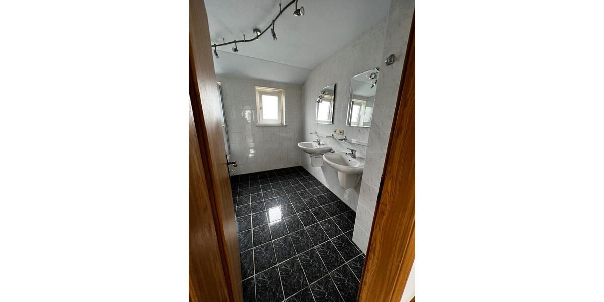 2 Zimmer Wohnung mit EBK in Top Lage 2 zimmer