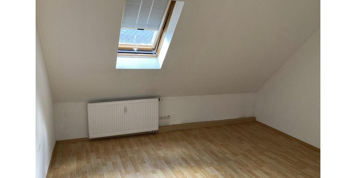 Dachgeschoßwohnung Lauda-Königshofen Königshofen - 4 Zimmer, 143 m&sup2;, 900&euro; | Angebot:26415276