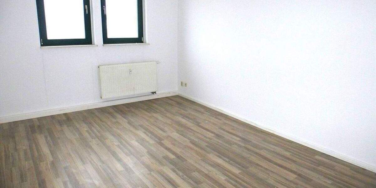 Zimmer Chemnitz Lutherviertel - 3 Zimmer, 63 m&sup2;, 350&euro; | Angebot:26471025