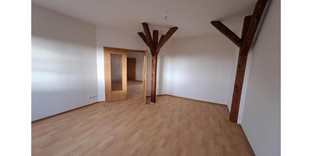 Dachgeschoßwohnung Bitterfeld-Wolfen Bitterfeld - 4 Zimmer, 82 m&sup2;, 575&euro; | Angebot:25991443