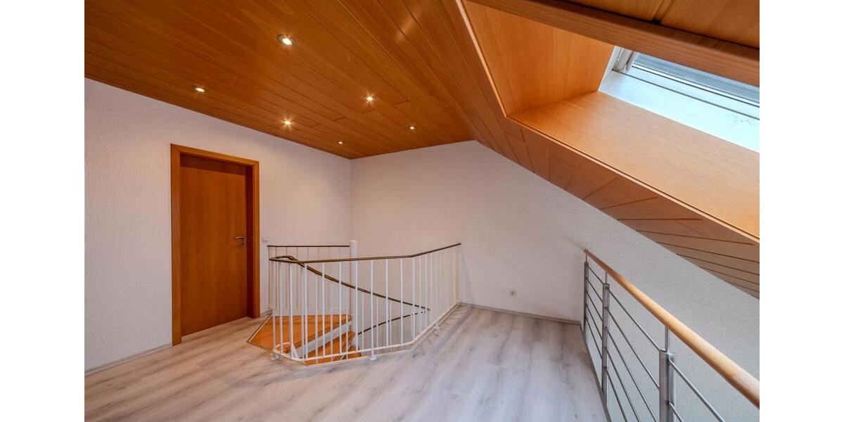 Maisonettenwohnung Ingelheim am Rhein Heidesheim am Rhein - 3 Zimmer, 104 m&sup2;, 1.490&euro; | Angebot:25842562