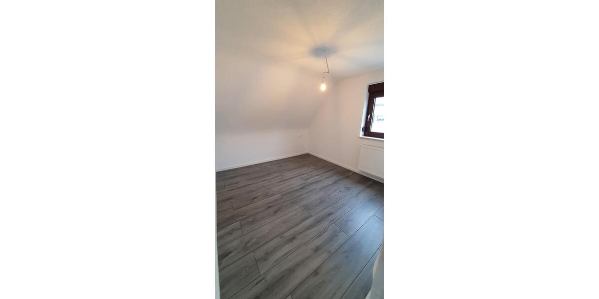 Etagenwohnung Bad Friedrichshall - 4 Zimmer, 85 m&sup2;, 1.040&euro; | Angebot:26705305