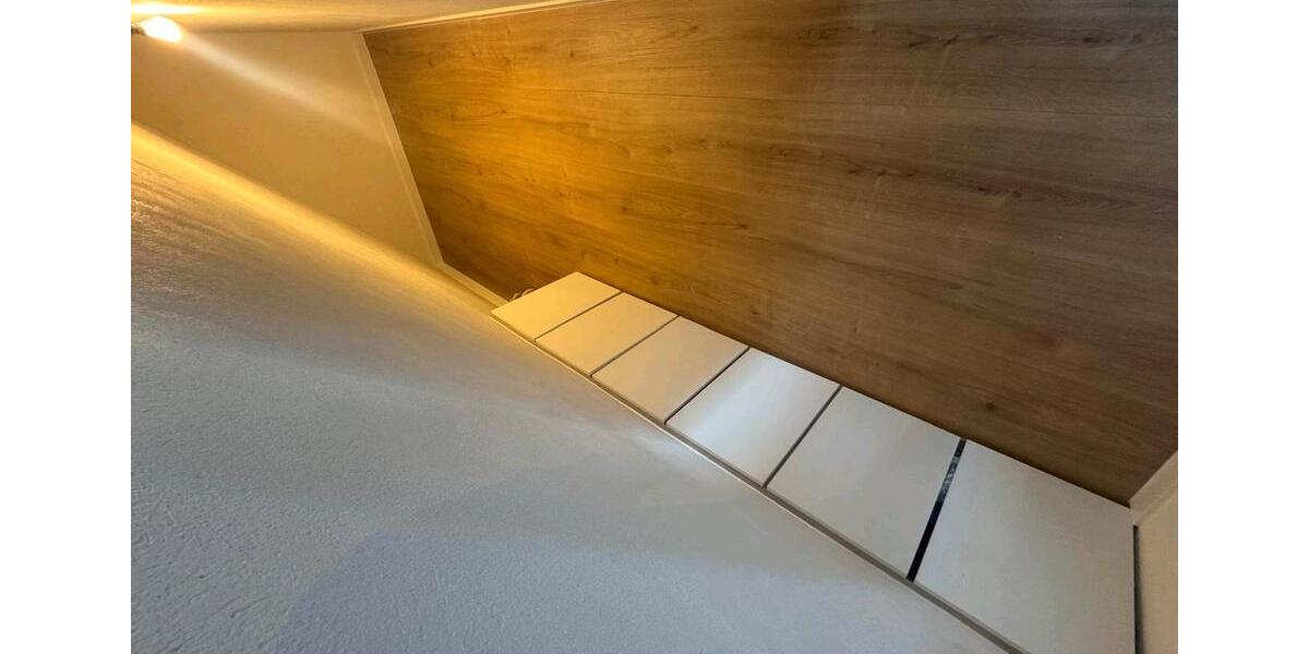 Dachgeschoßwohnung Mühlacker - 2 Zimmer, 55 m&sup2;, 1.000&euro; | Angebot:26522940