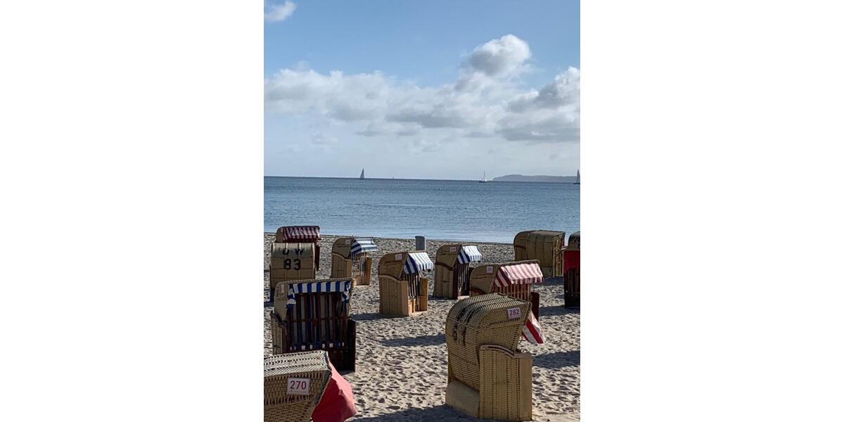 111 Schritte bis zum Meer - ruhige Traumwohnung mit großer Loggia 3 zimmer