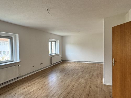 Etagenwohnung Schöningen - 2 Zimmer, 82 m&sup2;, 490&euro; | Angebot:23536150