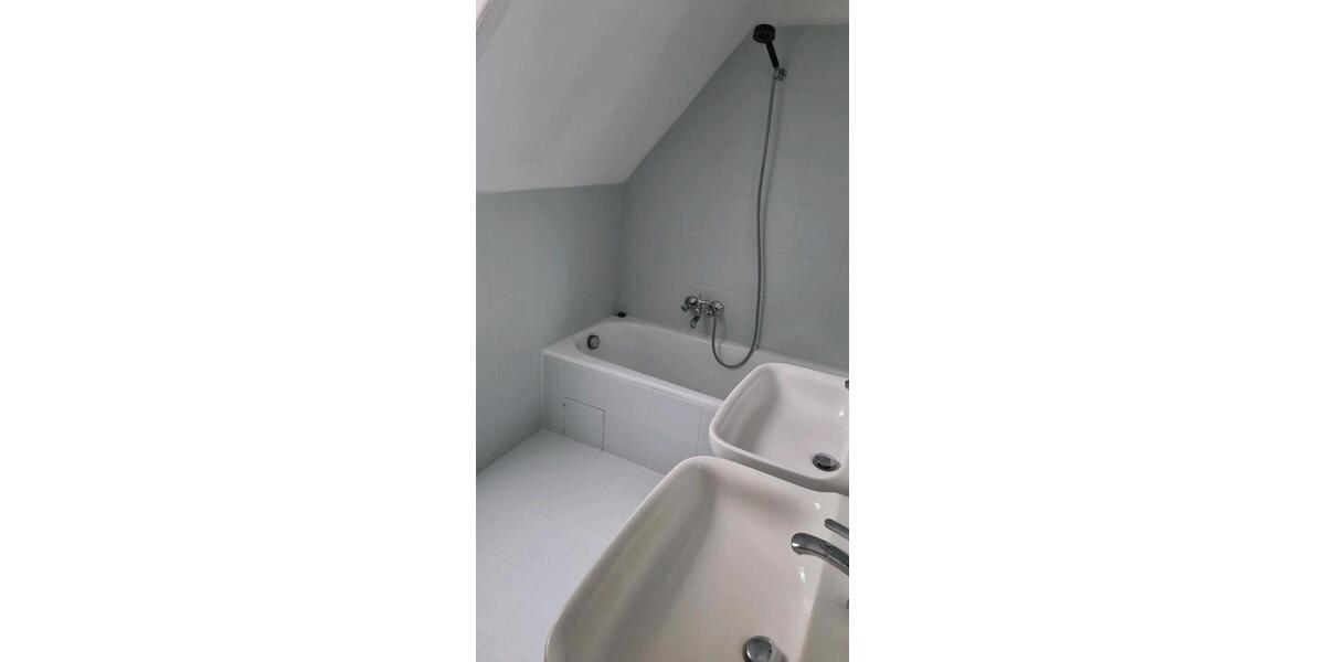 Etagenwohnung Braunschweig Wabe-Schunter-Beberbach - 2 Zimmer, 71 m&sup2;, 865&euro; | Angebot:24751422