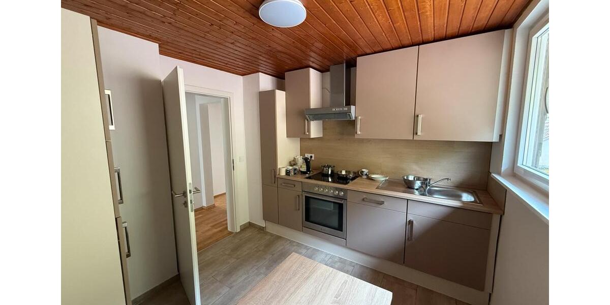 Etagenwohnung Assamstadt - 4 Zimmer, 20 m&sup2;, 500&euro; | Angebot:26356178