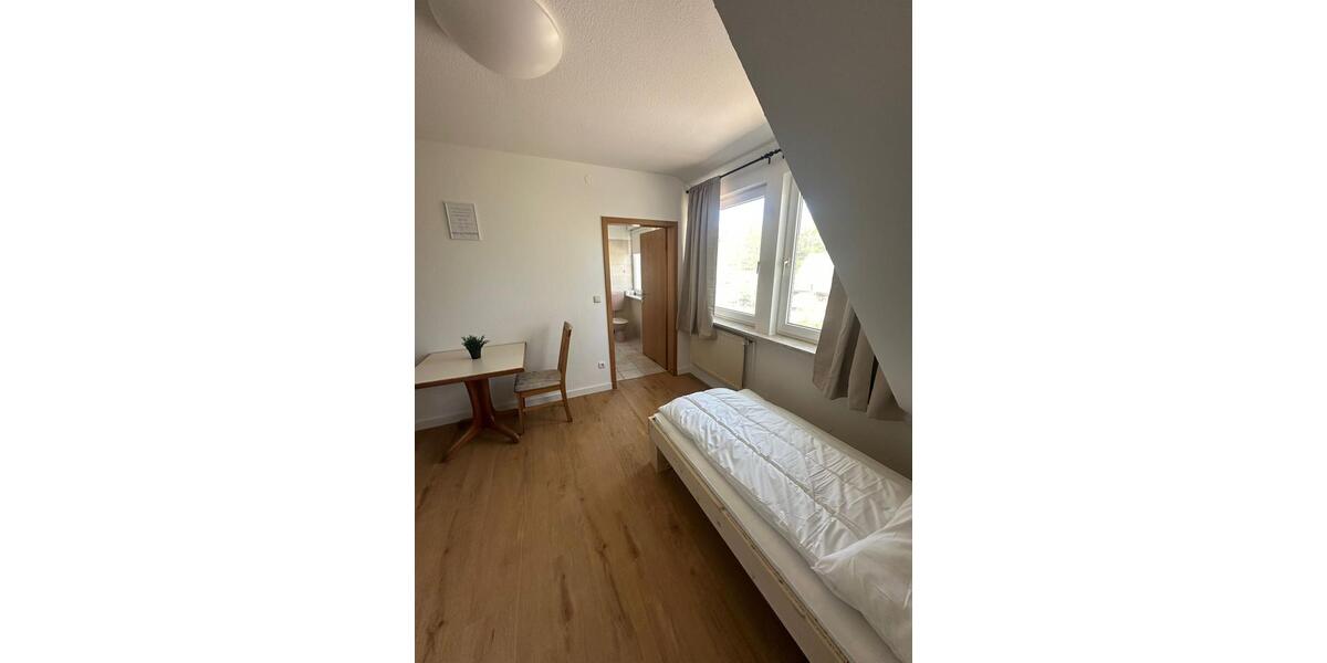 Wohnen auf Zeit Otter - 10 Zimmer, 22 m&sup2;, 22&euro; | Angebot:26214710