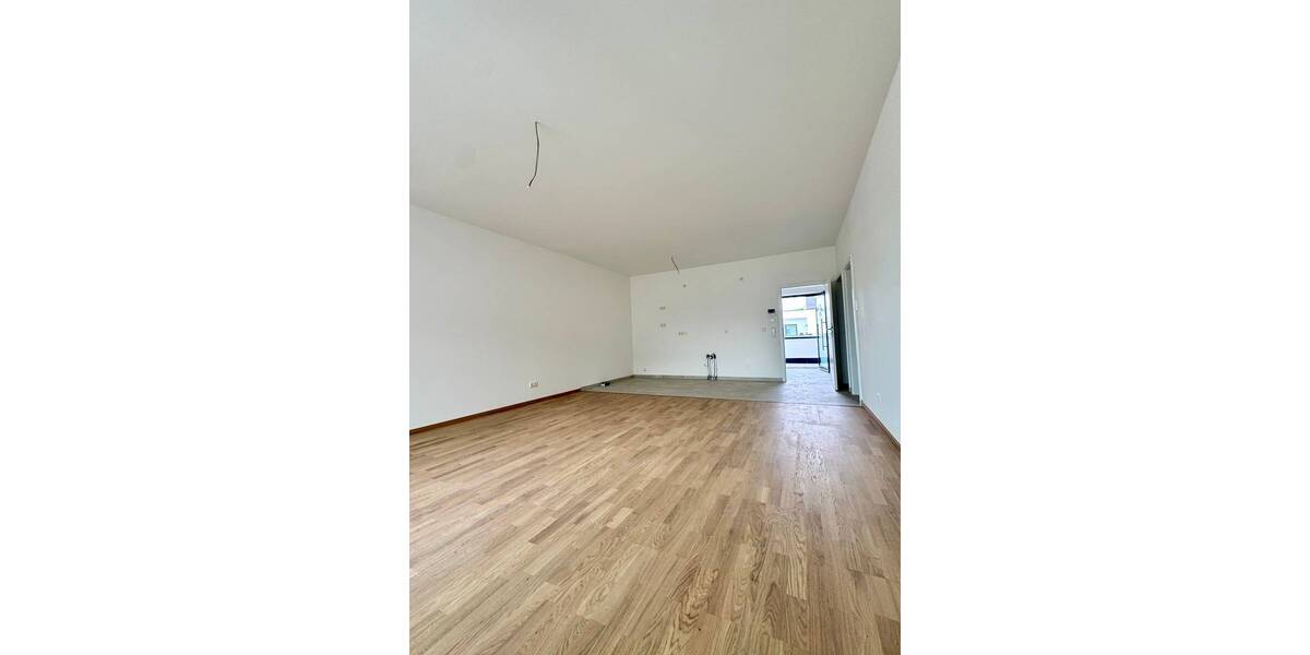Etagenwohnung Deggendorf - 2 Zimmer, 72 m&sup2;, 890&euro; | Angebot:24498308