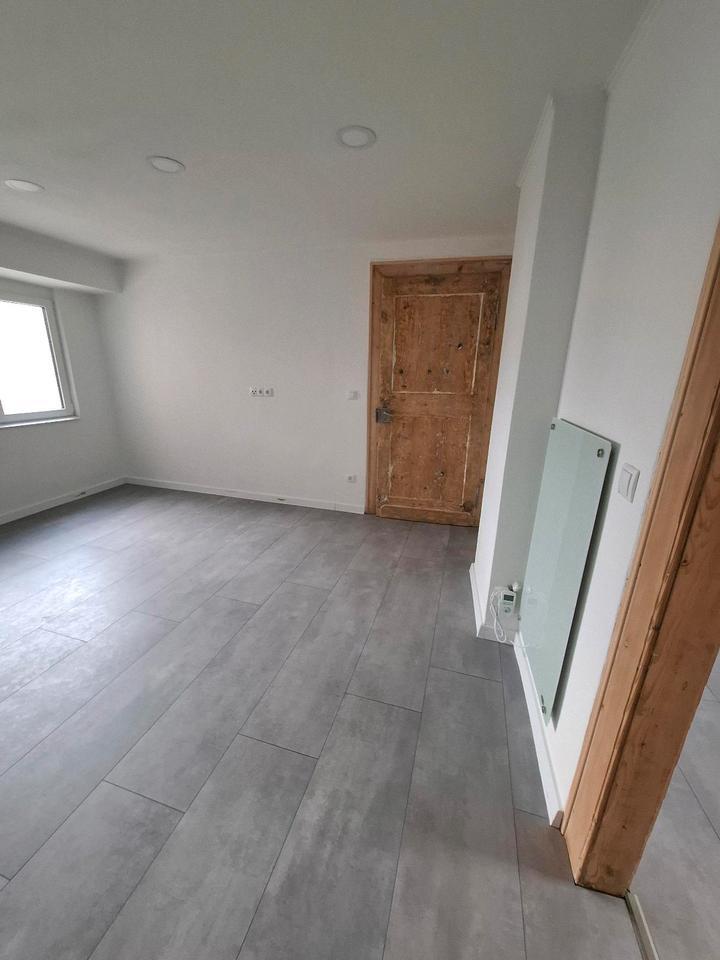 Einfamilienhaus 4,5 ZKB in Saffig - Altbaucharm trifft Moderne zimmer