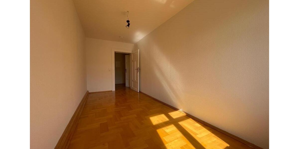 Dachgeschoßwohnung Görlitz - 3 Zimmer, 82 m&sup2;, 593&euro; | Angebot:21605268