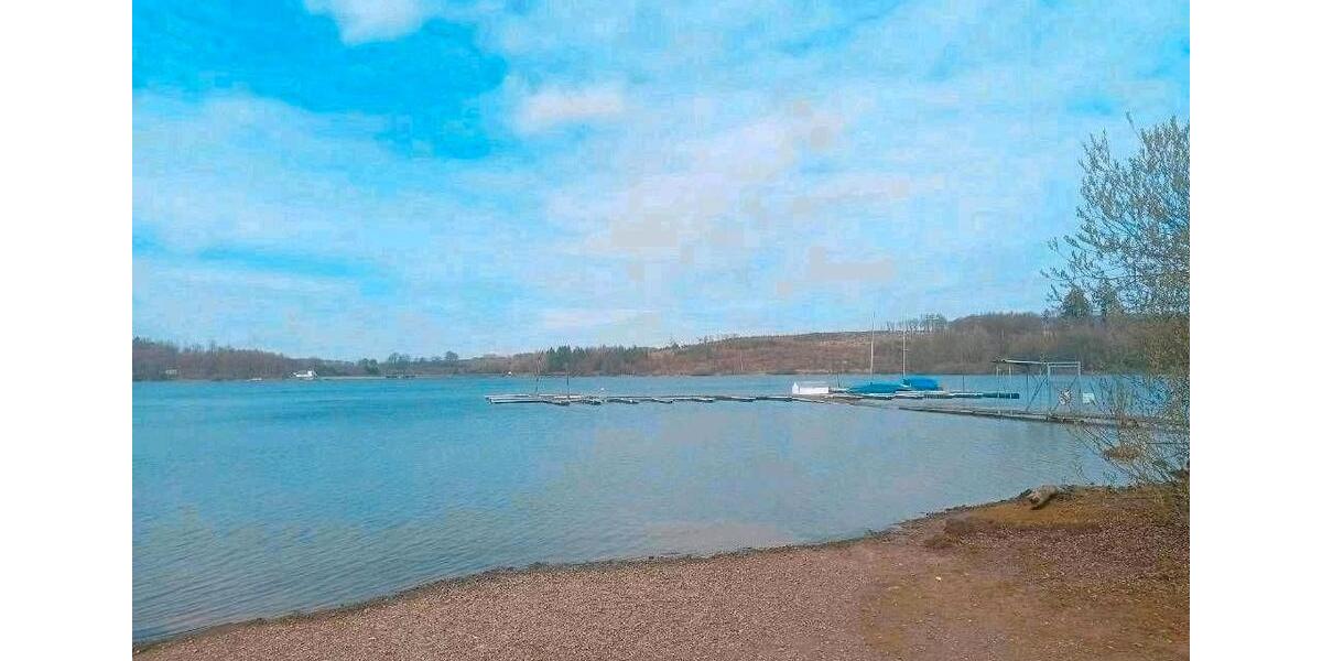 Wohnen auf Zeit Marienheide - 3 Zimmer, 75 m&sup2;, 98&euro; | Angebot:26040171