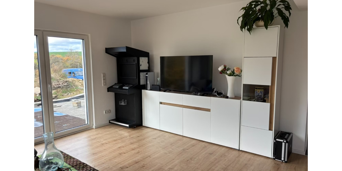 Wohnen auf Zeit Eigeltingen - 5 Zimmer, 162 m&sup2;, 500&euro; | Angebot:24983339
