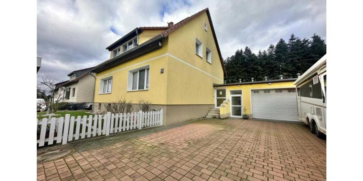 Großzügige 4Zimmer-Maisonettewohnung mit Balkon und Einbaukü 4 zimmer