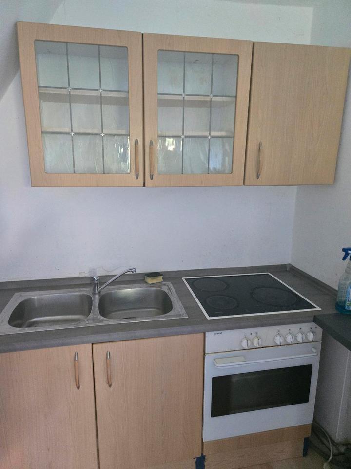 1 Zimmer Wohnung mit Küche und Bad