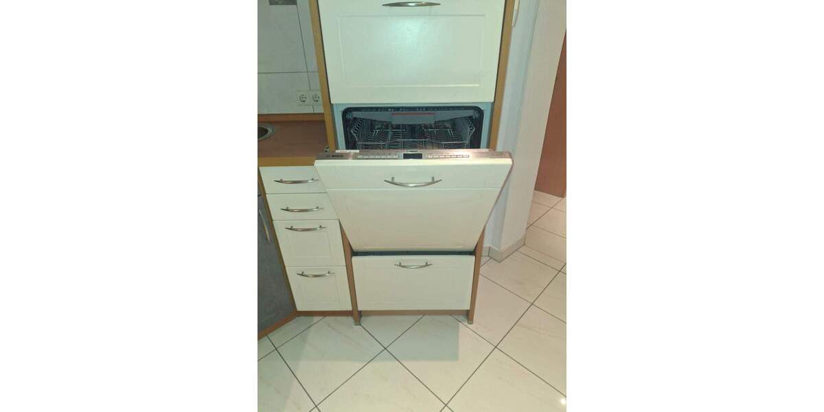 Etagenwohnung Bremerhaven Lehe - 3 Zimmer, 82 m&sup2;, 750&euro; | Angebot:25669771